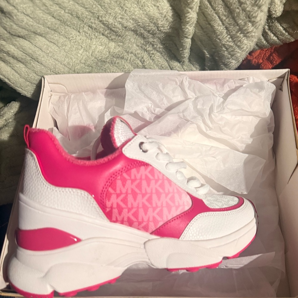 Michael Kors Dragonfruit platform Shoes